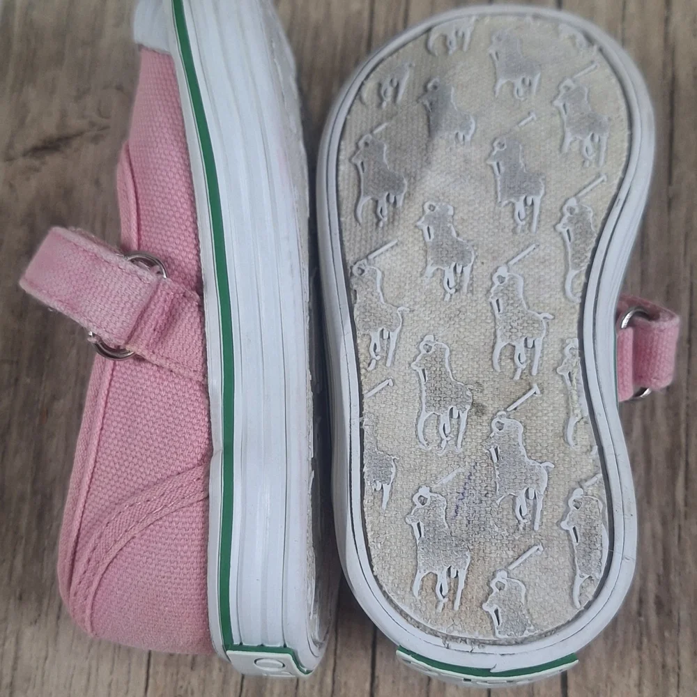 Polo by Ralph Lauren Kids Pink Canvas Shoes Sz.4